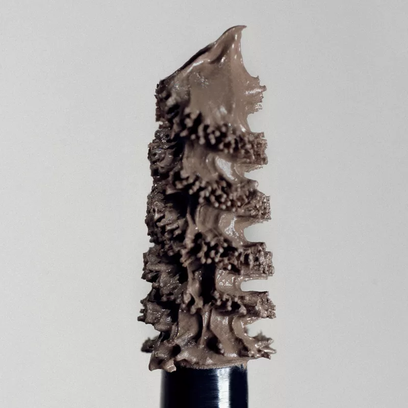 mascara sourcils